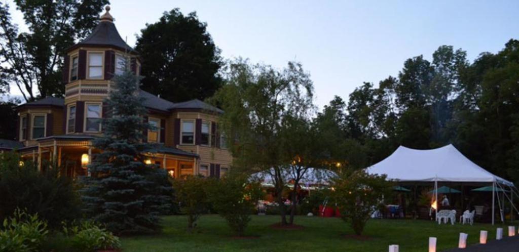 The Fairlawn Inn Hunter Luaran gambar